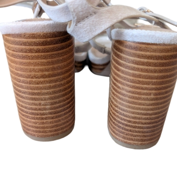 Steve Madden Daelene White Leather Strappy Block Heel Sandals 8.5 NEW - Picture 8 of 8